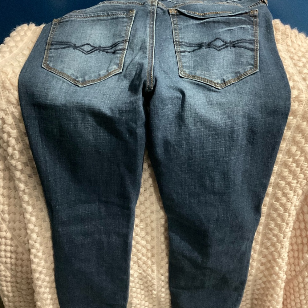 distressed Mudd flex stretch skinny